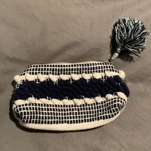 Universal Thread small crochet clutch navy & white